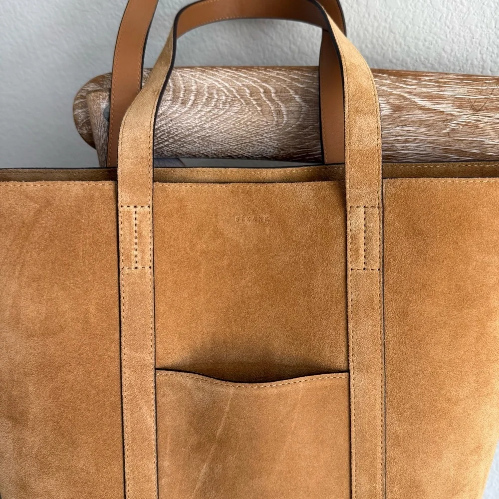 Sezane the tote in suede